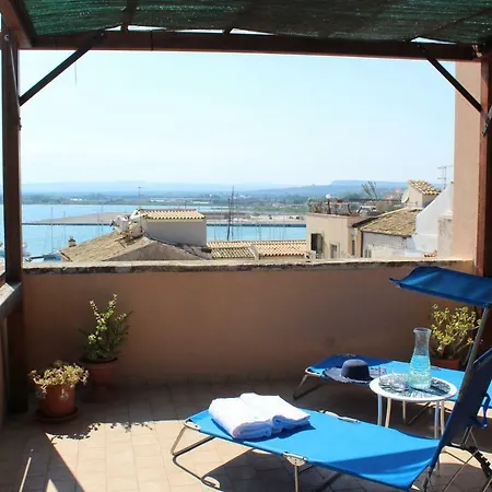 Apartment Breeze Terrace Syracuse